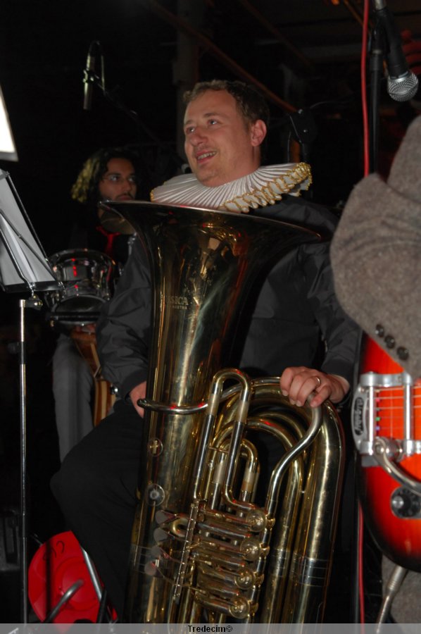 CENINO057.jpg